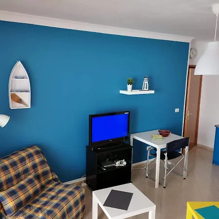 Saranda Apartments Appartamento *