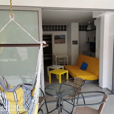 Saranda Apartments Appartamento
